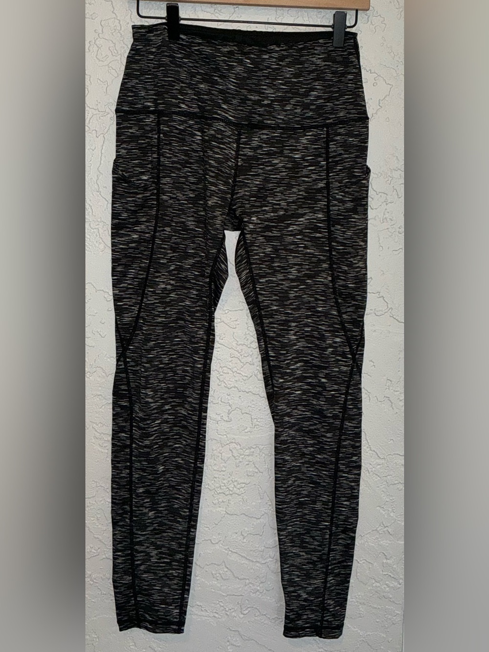 Ododos Women's Black & White Leggings